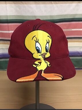 Kids 1998 Vintage Warner Bros. Studio Store Kids Red Embroidered Tweety Bird Hat